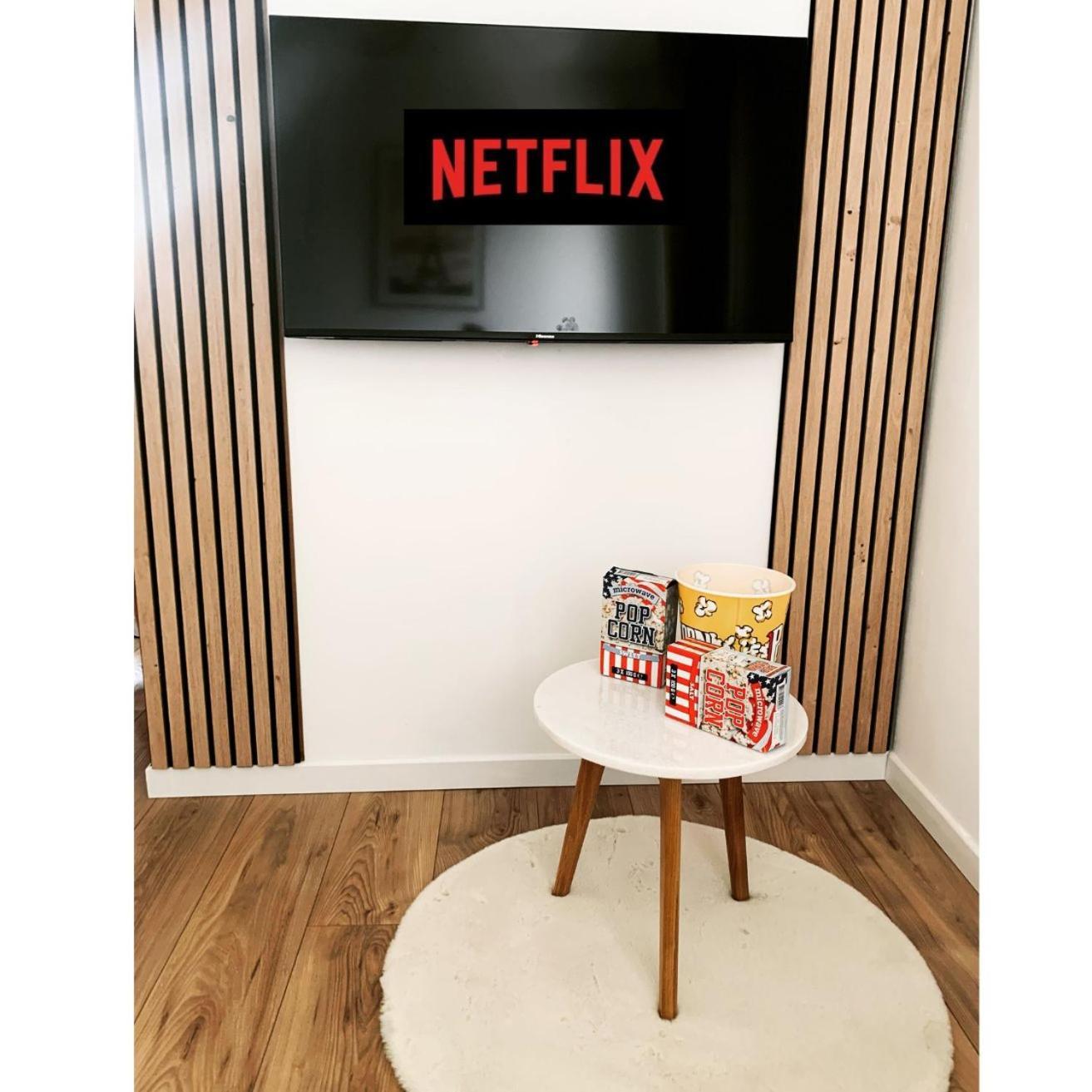 Studio Easy Check-In 8 Mins Disneyland 35 Mins Paris Free Starbucks Coffee Parking Wifi Bussy-Saint-Georges Luaran gambar